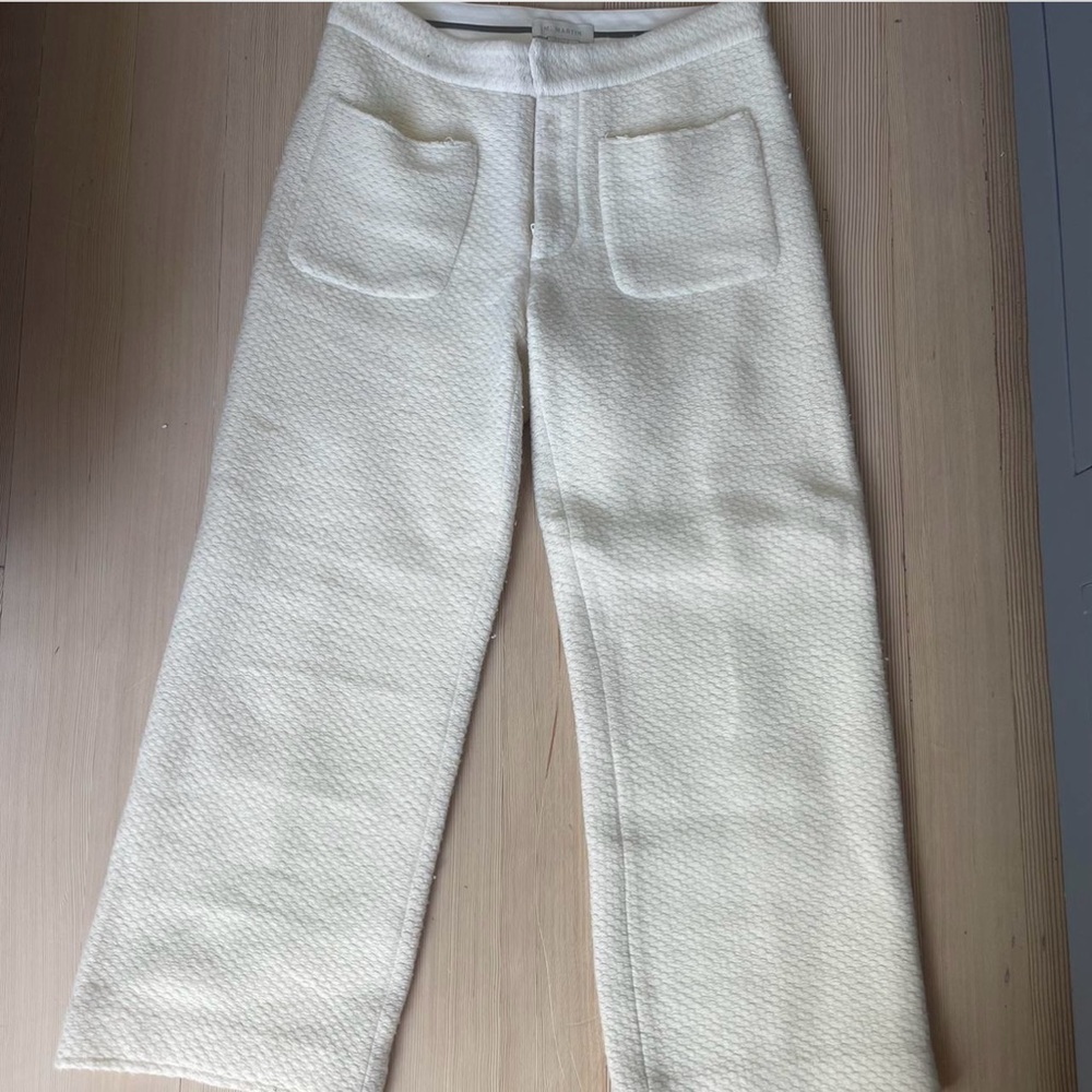 Elegant White Textured Pants